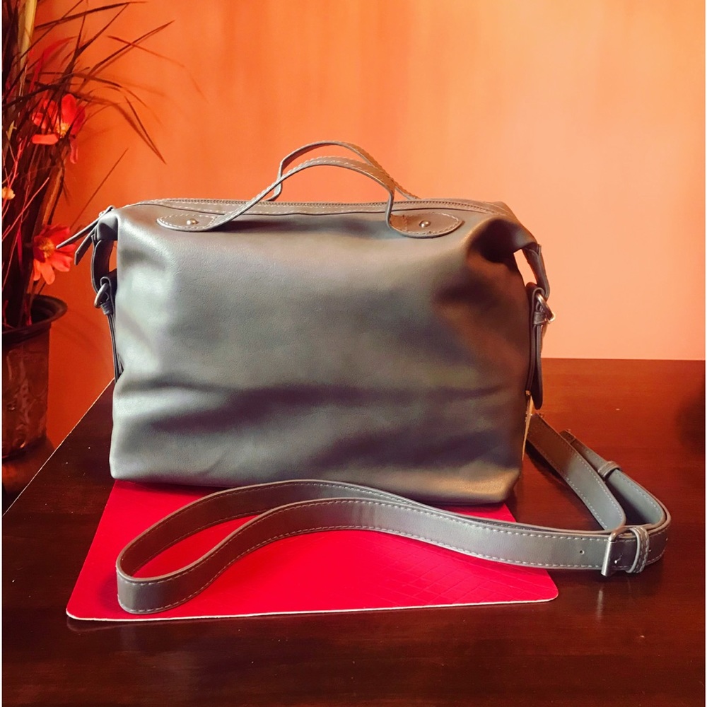 Gray Universal Thread Crossbody Purse
